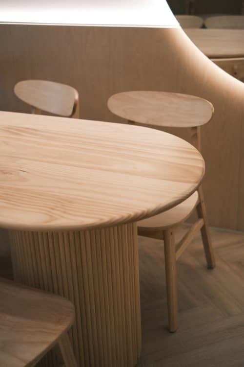 Table en bois